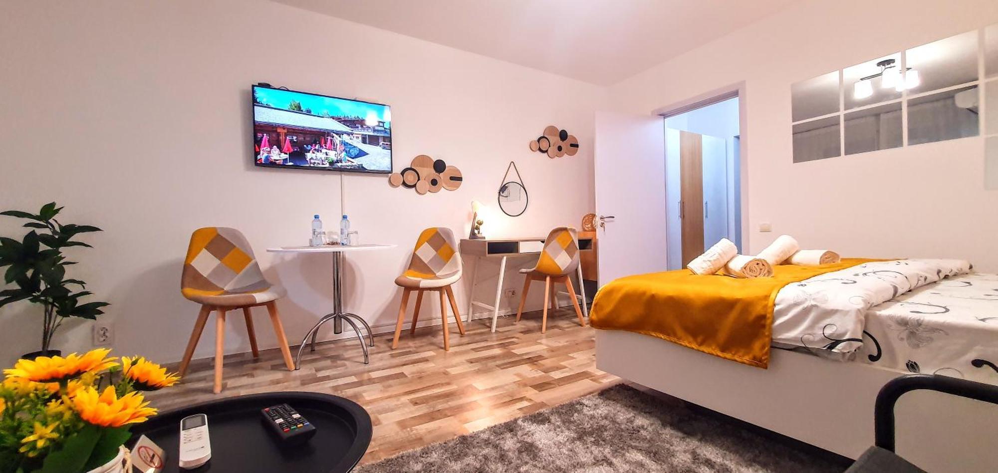 The Yellow King - Luxurious Apartment Bucarest Extérieur photo
